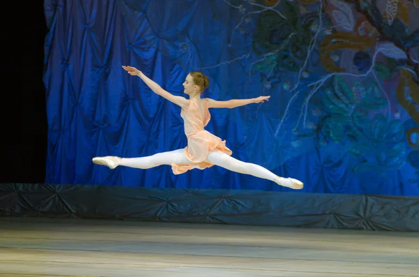 Dieses ewige Ballettmärchen. — Stockfoto