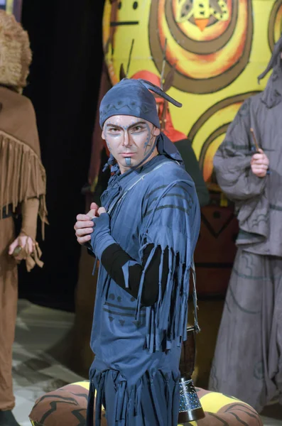 Neden tavşan gözlerini açık uyuyor  