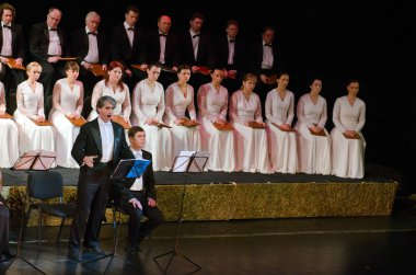 Koro tarafından gerçekleştirilen Verdi'nin Requiem 