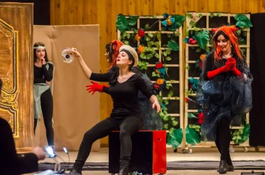 DNIPRO, UKRAINE - FEBRUARY 24, 2021: Opera Hansel ve Gretel M. Glinka 'nın adını taşıyan Dnipropetrovsk Müzik Akademisi üyeleri tarafından sahnelendi.