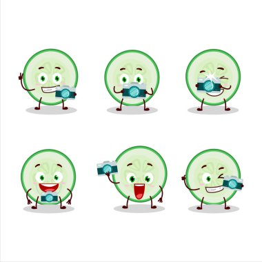 Bir parça salatalık çizgi film karakteri ile fotoğrafçılık mesleği simgesi. Vektör illüstrasyonu