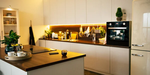 Modern Technology Kitchen New Luxury Home Wooden Island Hardwood Floors — Stock Photo, Image