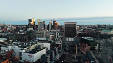 Tallinn şehir merkezindeki hava aracı Skyline Viru Hotel ve Modern Business District, Estonya