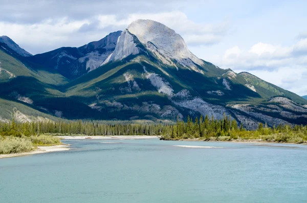 Jesienne dekoracje Jasper, Canadian Rockies — Zdjęcie stockowe