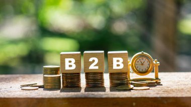 B2B iş modelinden iş modeline bir organizasyonun diğerine mal veya hizmet sattığı bir iş modeline atıfta bulunur. Başka bir deyişle, bu bir iş alışverişi..