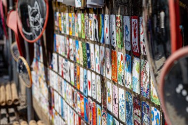 Kırsal Duvar 'da Renkli Sokak Sanatları Seramik Seramik Seramik Seramik Seramik Seramik Seramik Seramik Seramik Seramik Seramik Seramik Seramik Seramik Seramikleri Şehir Sanatında Mini Sanat Döşemeleri Mozaiğinde sergilendi