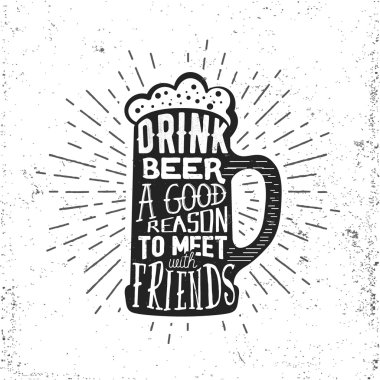El bira bardağı, kuvvetli güneş ışığı ve yazı ile çizilmiş vintage etiket. Vektör çizim.