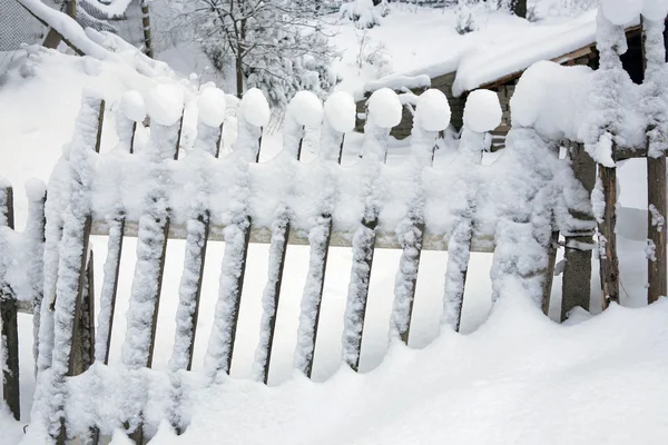 Zaun Haus Staub von Schnee — Stockfoto