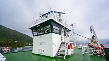 Norveç, Mayıs 2016: Feribot Norveç fiyorduyla denize açıldı