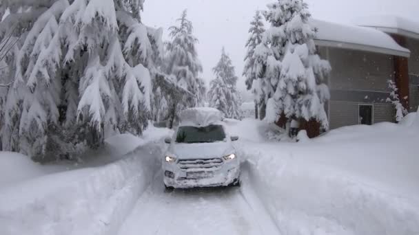 Bolu Türkei Februar 2020 Auto Steckt Winter Unter Starkem Schnee — Stockvideo