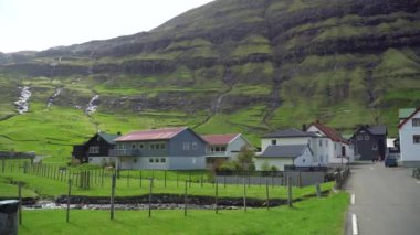 Tjornuvik, Faroe Adaları - Mayıs 2019: Faroe Adaları, Danimarka, Avrupa 'da Tjornuvik' in küçük bir köyü