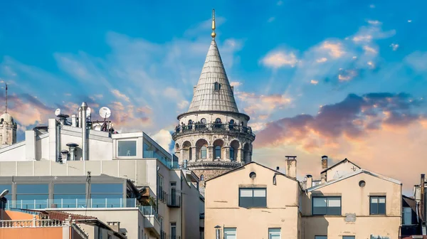 Isztambul Törökország Február 2017 Turisták Figyelik Isztambul Város Galata Tower — Stock Fotó