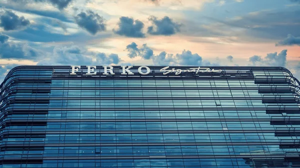 Levent Estambul Turquía Septiembre 2021 Edificio Firma Ferko Bajo Cielos — Foto de Stock