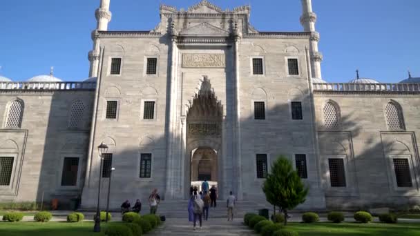 Istanbul Türkei September 2021 Touristen Besuchen Die Süleymaniye Moschee Das — Stockvideo