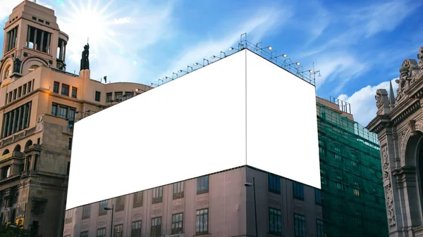 Kopyalama alanı olan boş ilan panosu