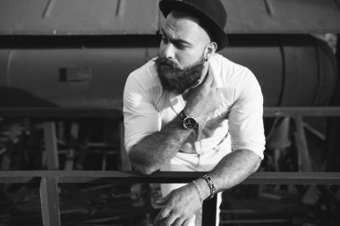 Sakallı adam tarafından vagon