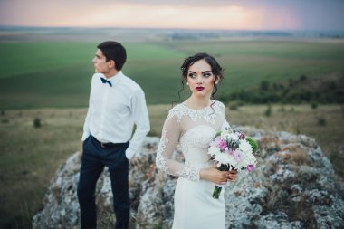 Bir düğün yürüyüş güzel Çift