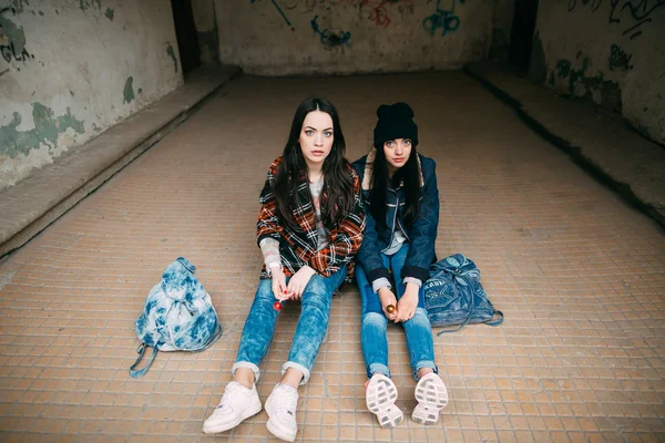 Mooie meisjes van de straat — Stockfoto