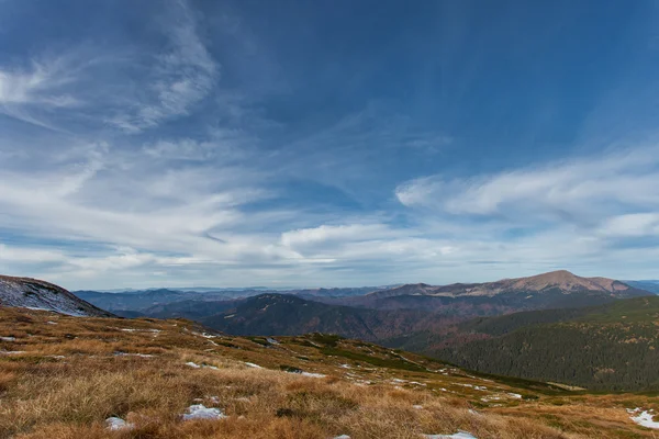 Karpat Dağları'nın görünümü — Stok fotoğraf