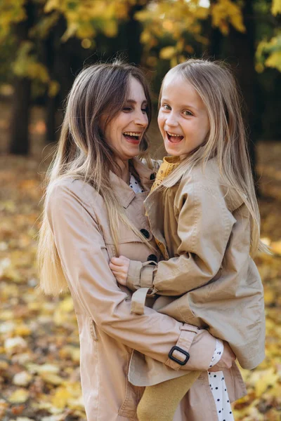 Happy Mother Her Beautiful Daughter Have Fun Walk Autumn Park — Stock Photo, Image