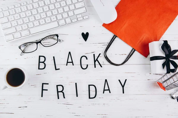 Black Friday Board Λευκό Ξύλινο Τραπέζι Πάνω Όψη — Φωτογραφία Αρχείου