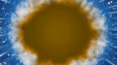 Pırıl pırıl parçacıkların bulunduğu soyut altın spiral animasyon, lüks tasarım elementi ve sihirli giriş için karanlık arka plan dinamik grafik çekimlerinde büyüleyici bir şablon oluşturuyor.