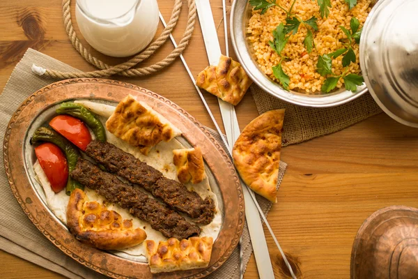 Turecki adana kebab. — Zdjęcie stockowe