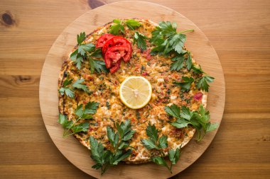 Lahmacun. Pide