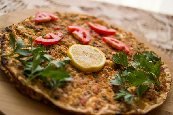 Lahmacun. Pide — Stok fotoğraf