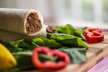 Çiğ köfte durum / Shawarma / Türk gıda