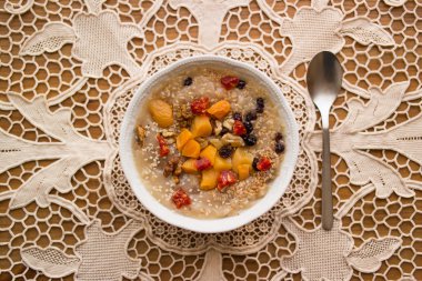 Türk geleneksel tatlı Aşure (Noah'ın puding)