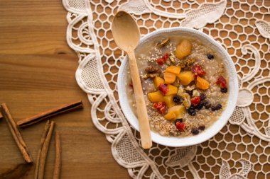 Türk geleneksel tatlı Aşure (Noah'ın puding)
