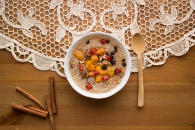 Türk geleneksel tatlı Aşure (Noah'ın puding)