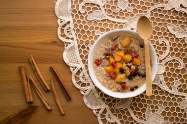 Türk geleneksel tatlı Aşure (Noah'ın puding)