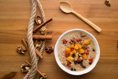 Türk geleneksel tatlı Aşure (Noah'ın puding)