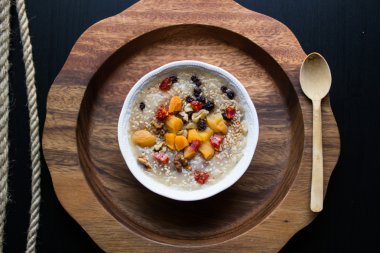 Türk geleneksel tatlı Aşure (Noah'ın puding)