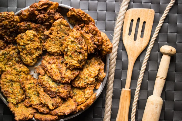 Schleim / gebratene Zucchini / türkisches Essen — Stockfoto