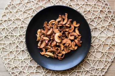 Amasyalı kurutulmuş elma