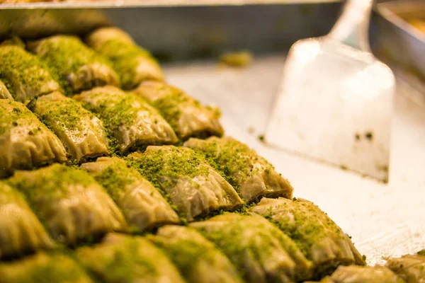 Baklava şamfıstıklı / Türk geleneksel tatlı ile — Stok fotoğraf