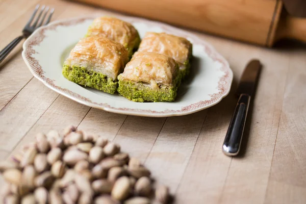 Baklava aux pistaches / Dessert traditionnel turc — Photo