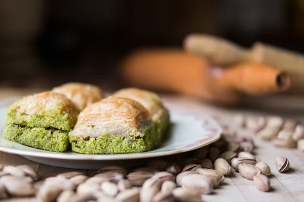 Baklava s pistácie / turecká tradiční dezert — Stock fotografie