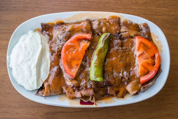 Iskender / türkische traditionelle Küche — Stockfoto