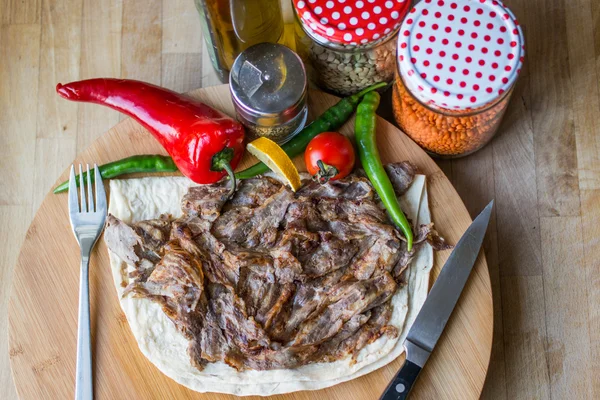 Turkiska traditionella Doner Portion — Stockfoto