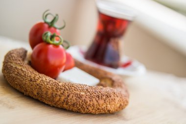 Simit çay / simit.