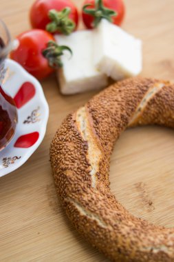 Simit çay / simit.