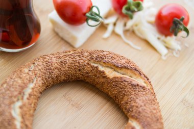 Simit çay / simit.