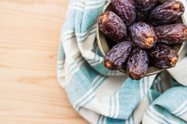 Tarihi meyve kurutulmuş / Medjool / Ramazan gıda.