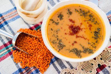 Mercimek çorbası / Türk mercimek tarifi.