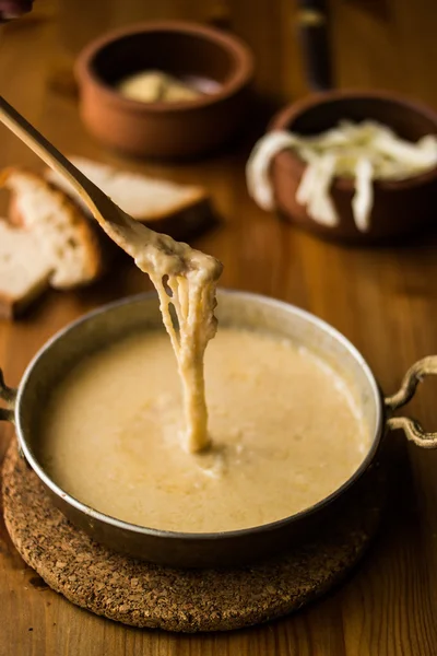 Muhlama / mingau de milho com queijo . — Fotografia de Stock