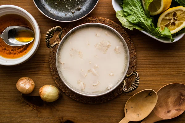 Sopa tradicional turca Tripe / iskembe corbasi. — Foto de Stock